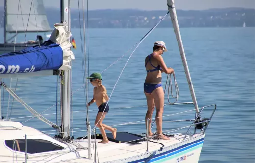 The Ultimate Guide to Sailing with Kids: How to Make Your Family Adventure a Success